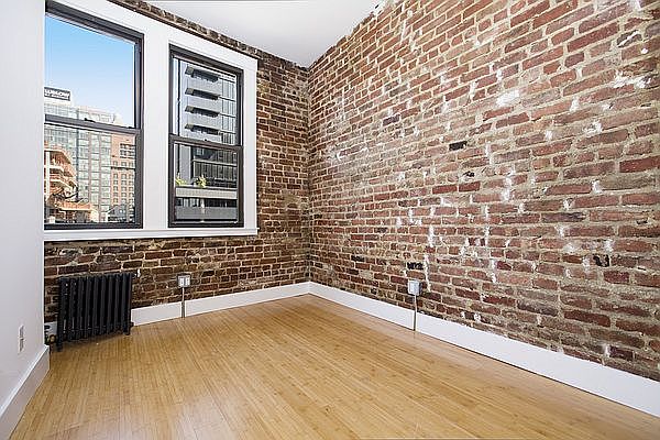1st image of 201 Allen St #C5