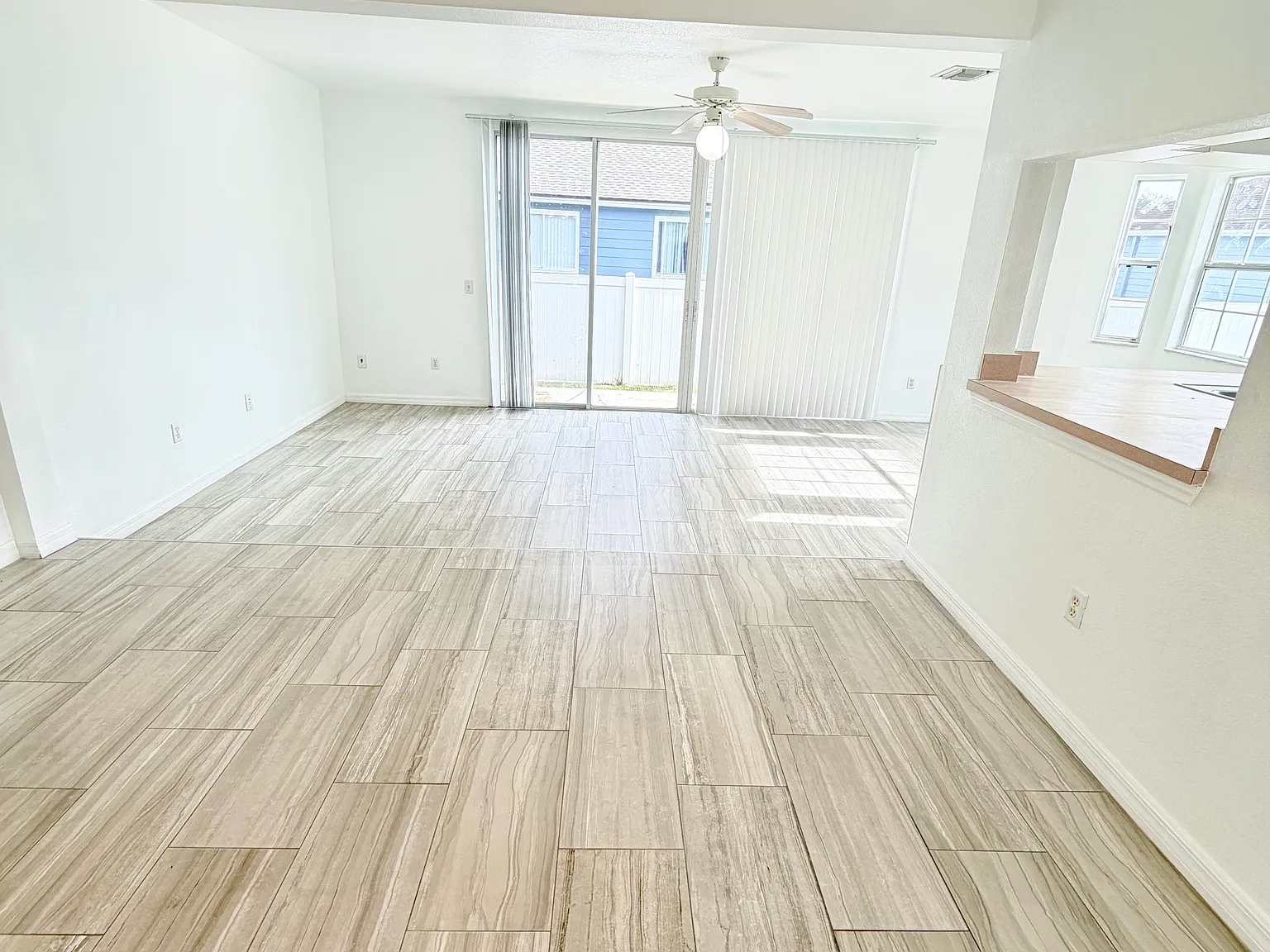 143 Mango Dr — Photo 3