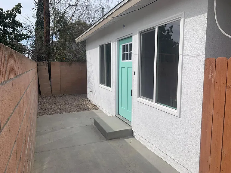 6443 Verdi Dr #B — Photo 1