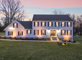6 Kensington Rd, Basking Ridge, NJ 07920