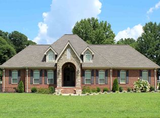 86 Belle Meade Dr, Murray, KY 42071
