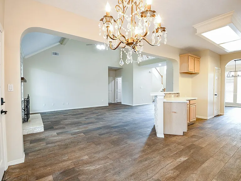 241 Blue Hill Dr — Photo 11