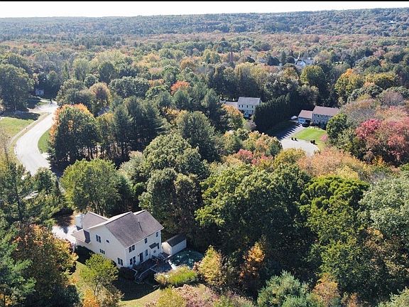 4th image of 65 Arbor Rd