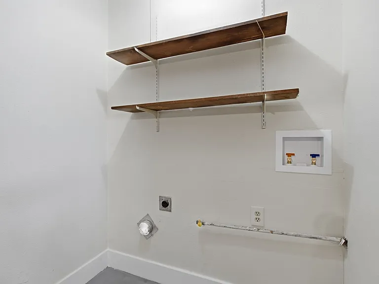7306 Ridgeview Dr — Photo 22