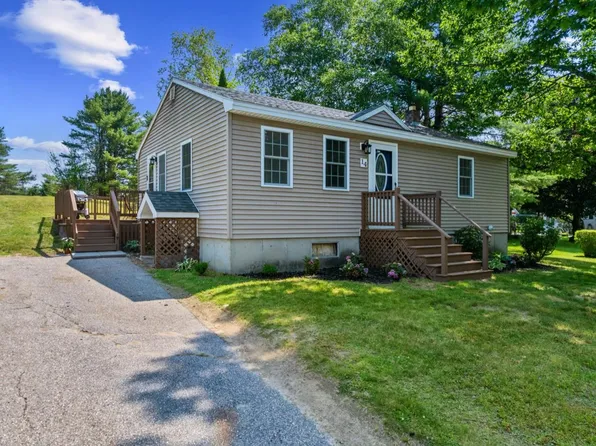 14 Anagance Lane, Wolfeboro, NH 03894