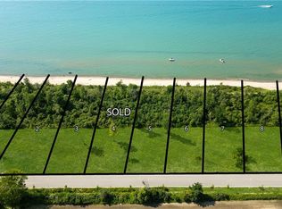 7069 Blue Coast Hts, Plympton Wyoming, ON N0N1E0