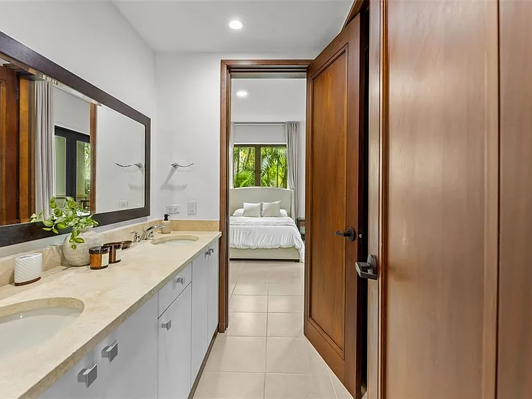 8164 Las Verandas At Bahia Bch — Photo 29