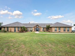 2101 White Ln, Haslet, TX 76052
