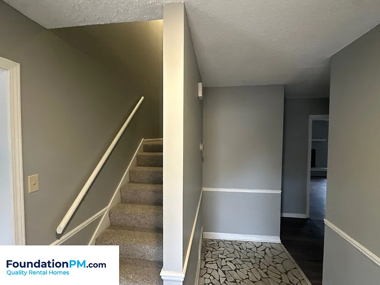 5361 Timberdale Ave — Photo 3