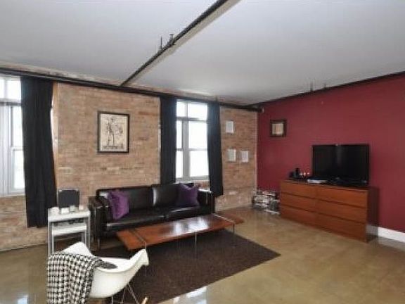 2nd image of 3059 N Weil St Unit 116