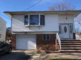 21 Hapsburgh Pl, Hempstead, NY 11550