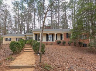 916 Coker Dr, Chapel Hill, NC 27517