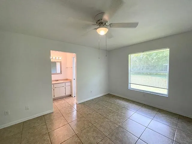 906 Cape Coral Pkwy W — Photo 11