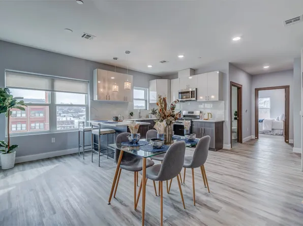 311 Sip Avenue image 2 of 61