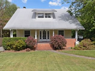 3613 Brook Rd, Richmond, VA 23227