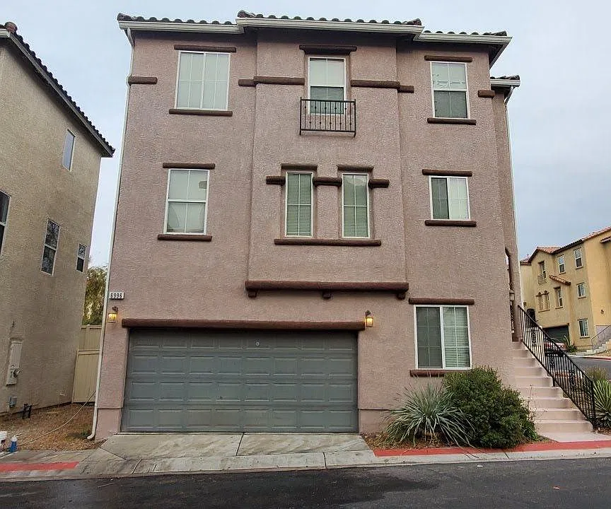 6996 Canary Ivy Way