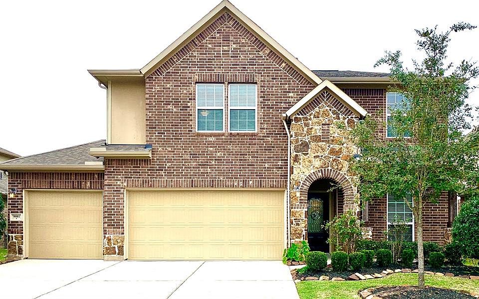 1st image of 9981 Willow Falls Ln