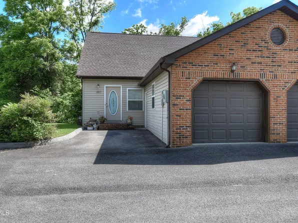 301 Autumn Creek Ln #301, Johnson City, TN 37615