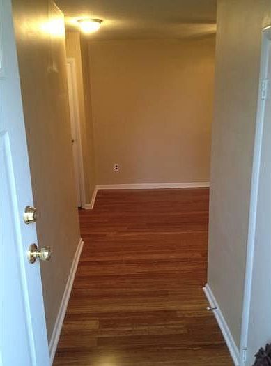 Hallway from Prvt Ent