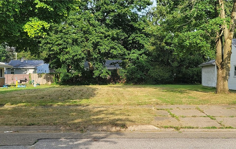1st image of 1179 Seward Ave