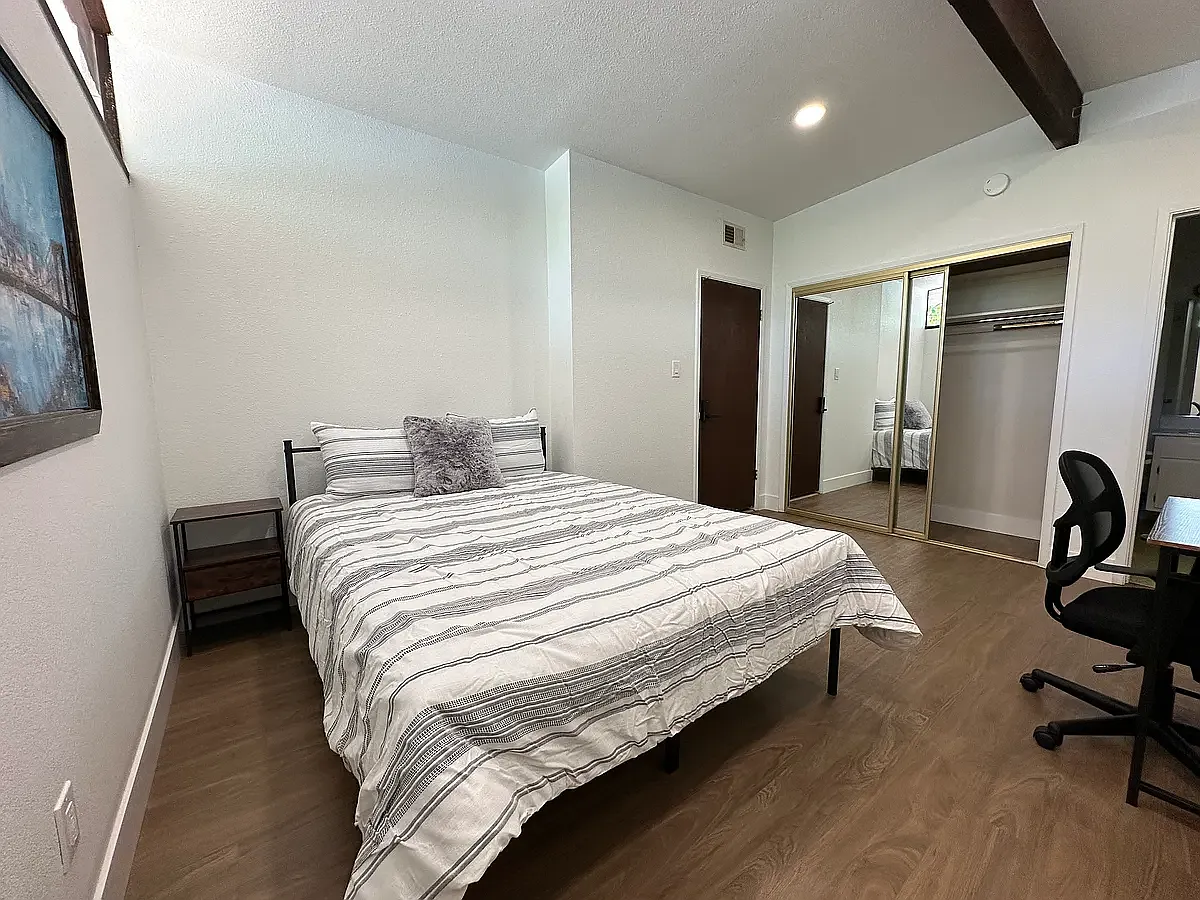 Student Housing in Davis, CA — Photo 4