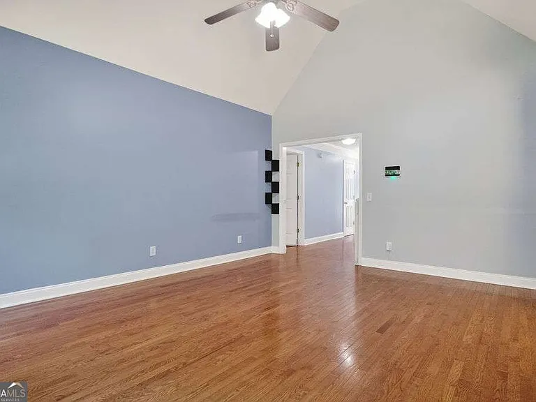 354 E Creek Bnd — Photo 19