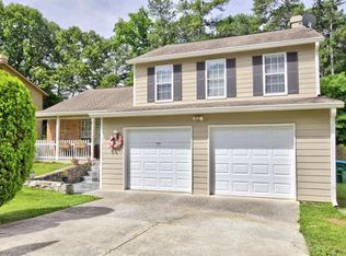 1450 Harbins Ridge Dr, Norcross, GA 30093