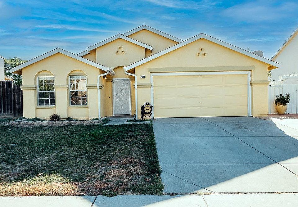 2371 Yarrow St, Hollister, CA 95023 Zillow