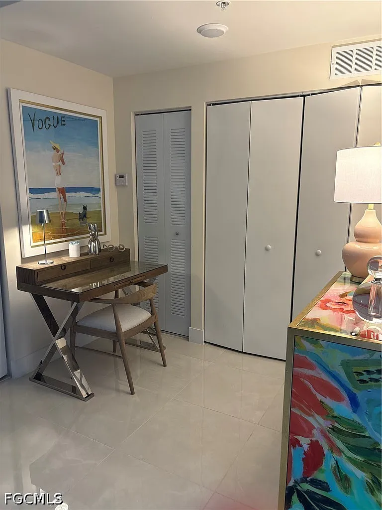 2 bed, 2.0 bath, 1063 sqft, $2,300 — Photo 4