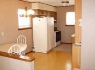 23941 Creekside Dr, Farmington Hills, MI 48336