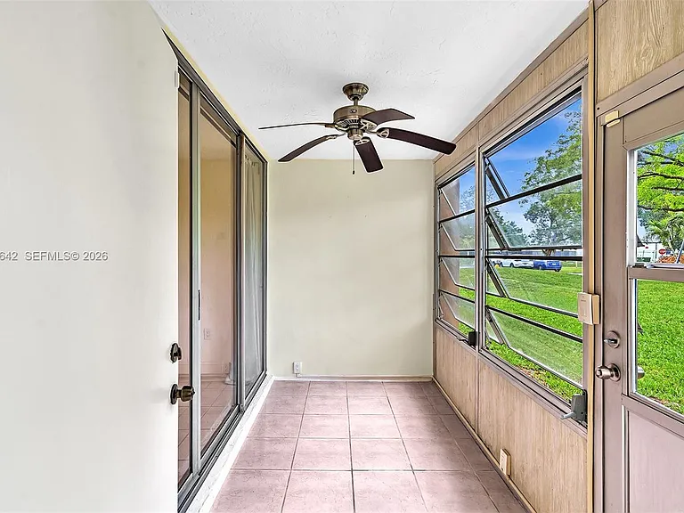 9410 Tangerine Pl #105 — Photo 29
