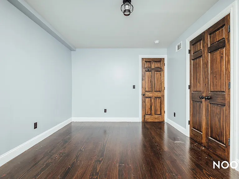 1027 President St #2B — Photo 8