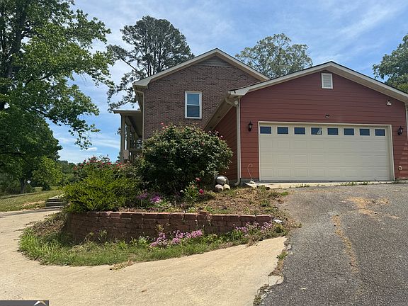 2nd image of 310 Hoppin Branch Rd