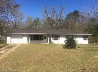 2716 Gill Rd, Mobile, AL 36605