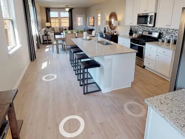 920 Eves Necklace Dr, Buda, TX 78610