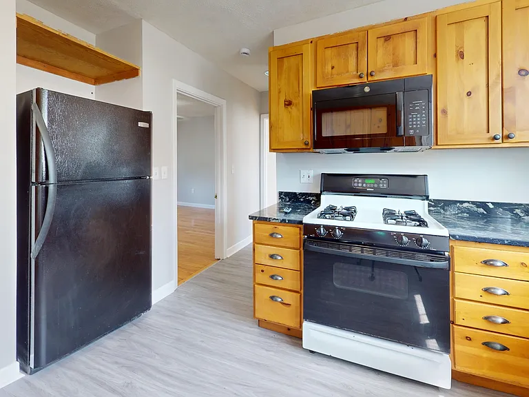 3899 Washington St #3 — Photo 3