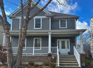 134 N Cogswell Rd, Bensenville, IL 60106