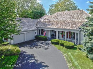 6339 Longwood Rd, Libertyville, IL 60048