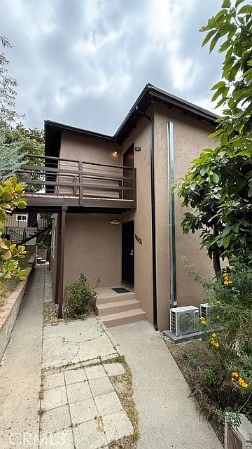 Building Photo - 2202 Fair Oak View Ter #2204