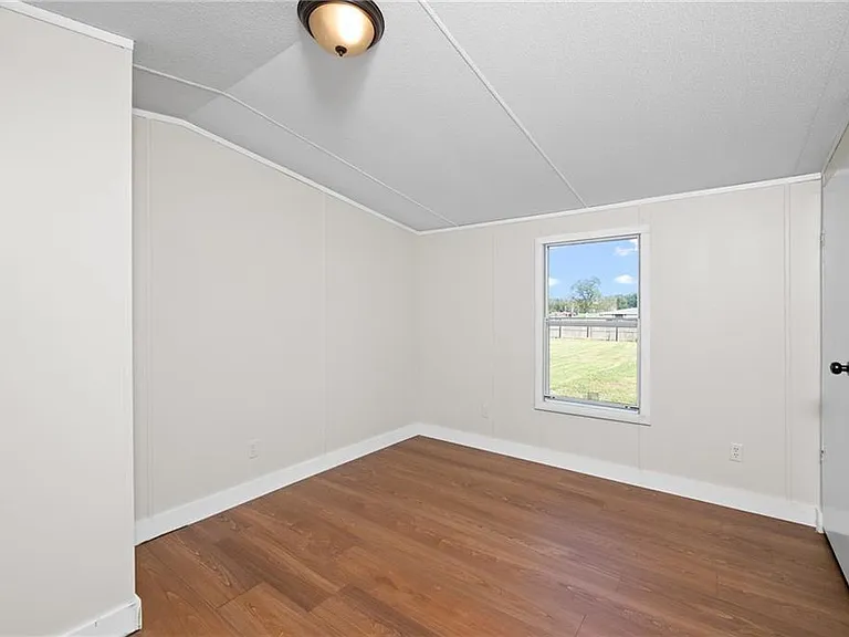 16962 Lea Cir — Photo 21