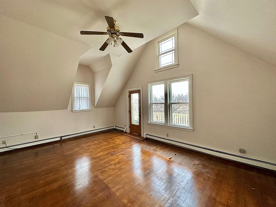 1st image of 2933 N Weil St #3