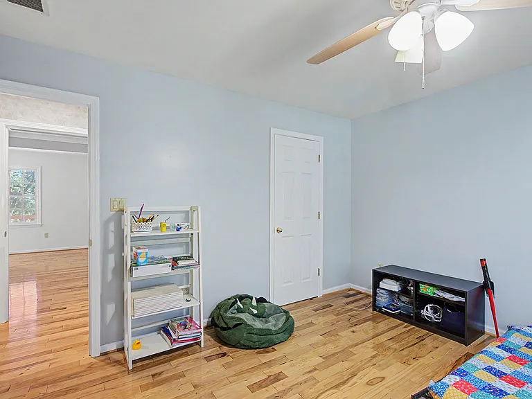 35 Windsong Dr — Photo 32