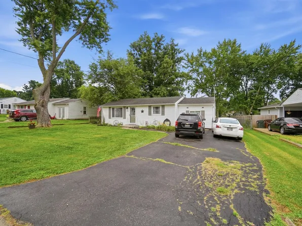 157 Montgomery Ave, Carlisle, OH 45005
