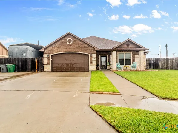 611 Glenmore St, Victoria, TX 77904