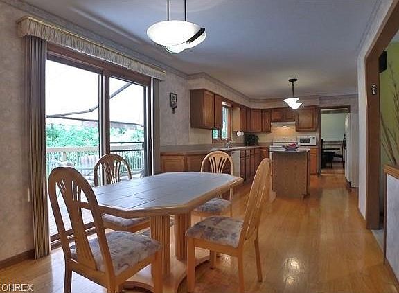 2nd image of 7644 White Oak Dr