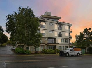 1405 Esquimalt Rd #102, Esquimalt, BC V9A0A4