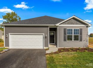 621 Stearn Dr, Genoa, IL 60135