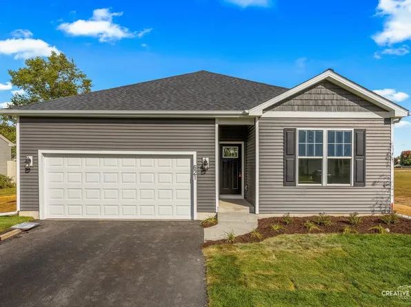 621 Stearn Dr, Genoa, IL 60135