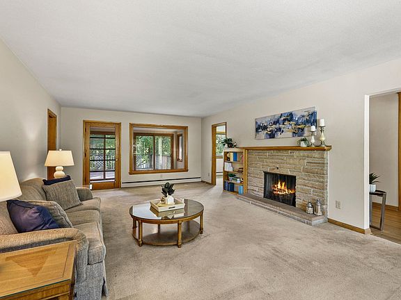3rd image of 4505 Tokay Blvd
