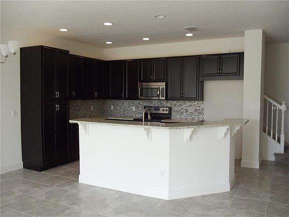 3rd image of 10637 Belfry Cir